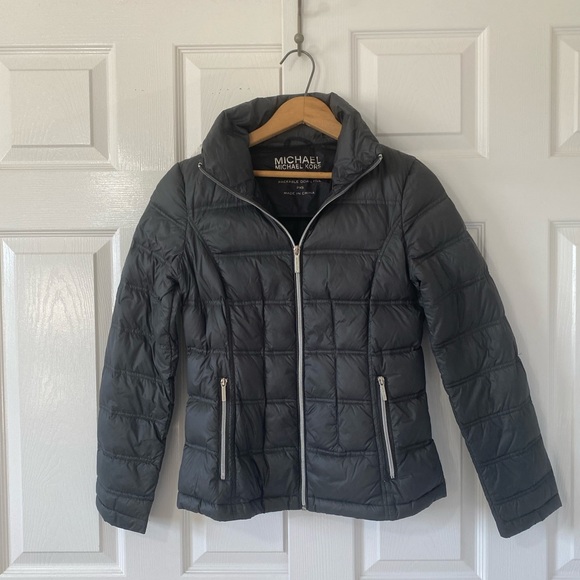 Michael Kors Charcoal Grey Light Weight Packable Down Fill Puffer Jacket - Picture 1 of 11